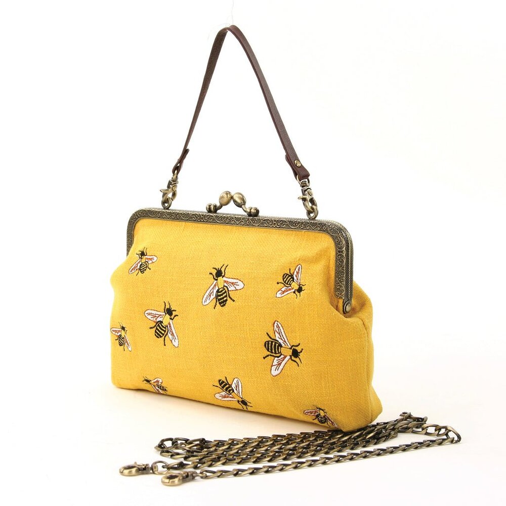 Bees Vintage Themed Kisslock Purse - Picture 2 of 7